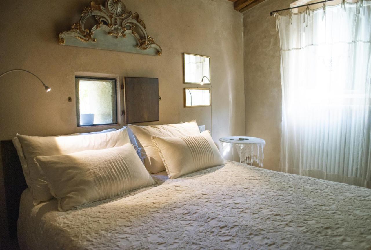 Casale Amati Country House Ortonovo エクステリア 写真